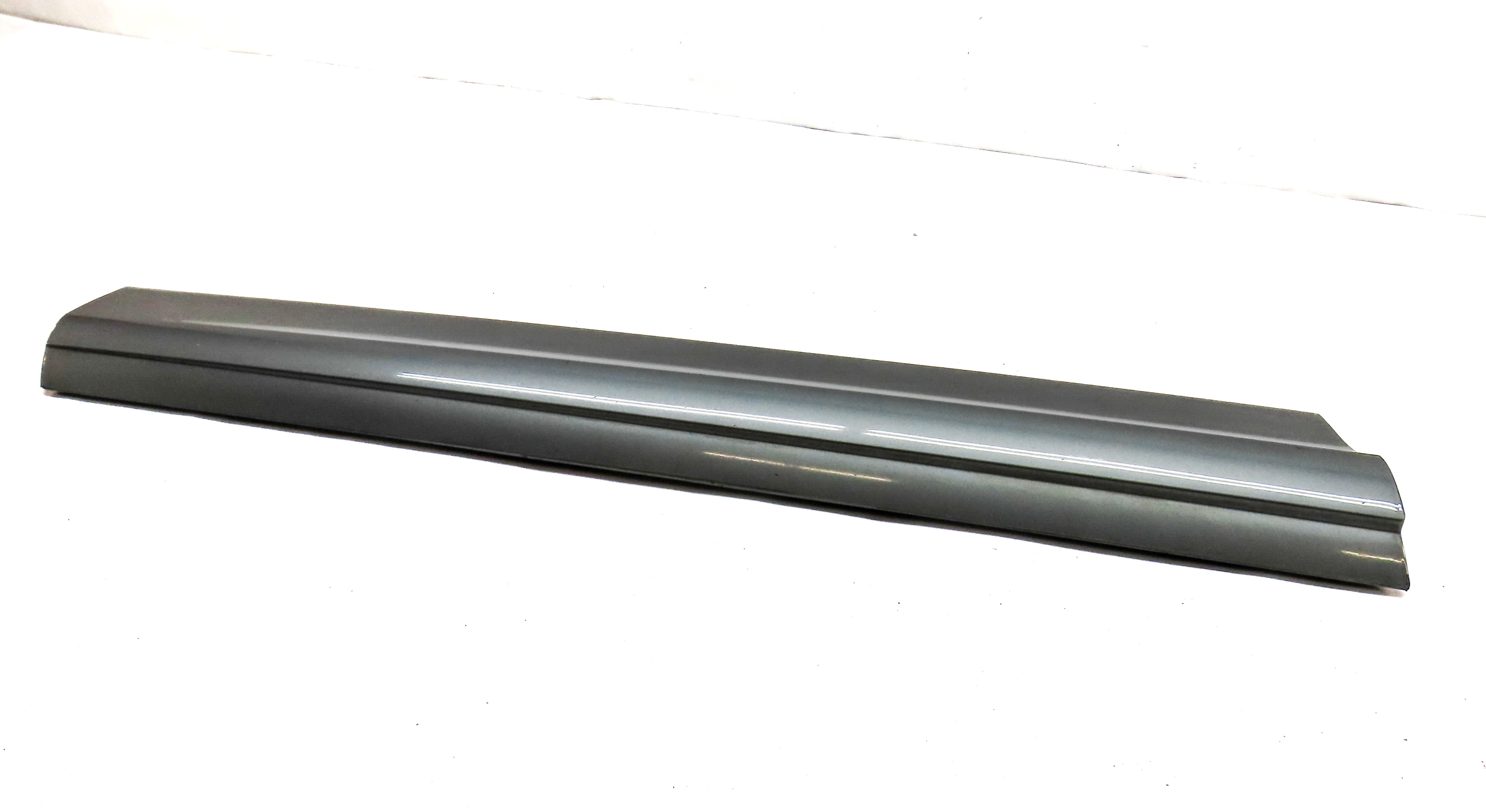 2015 AUDI Q7 (4L) FRONT LEFT DRIVER EXTERIOR LOWER DOOR TRIM MOULDING (Grey) — exact item pictured